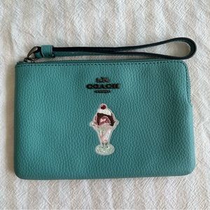 Coach Corner Zip Wristlet